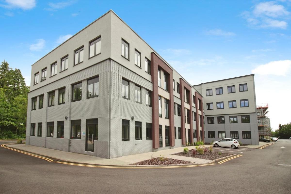 Modern Comfort 1 Bed Broadoaks, Sulihull Solihull